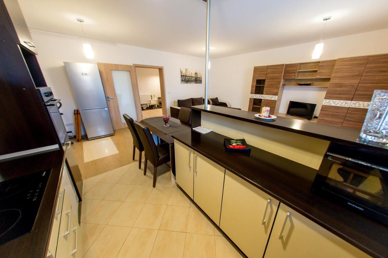 סיביו Terezianum Apartments, Free Parking מראה חיצוני תמונה