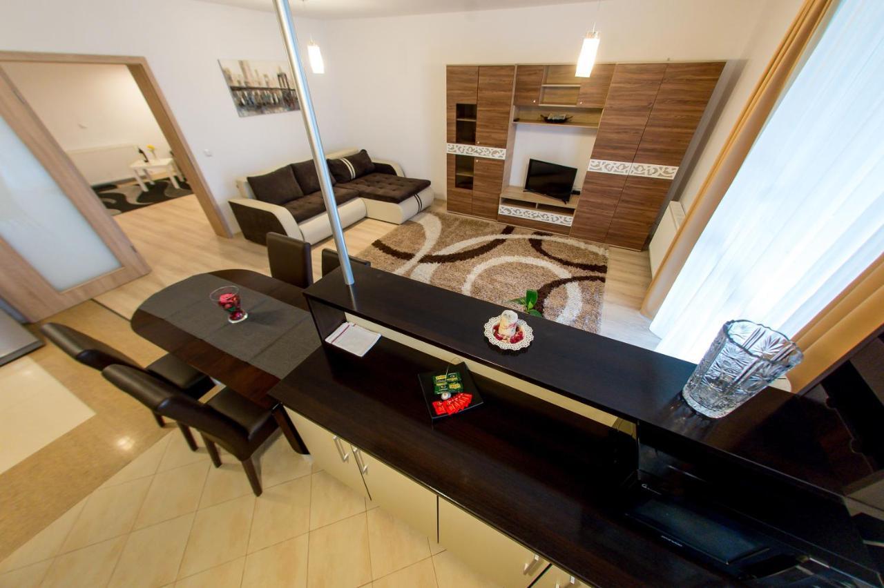 סיביו Terezianum Apartments, Free Parking מראה חיצוני תמונה