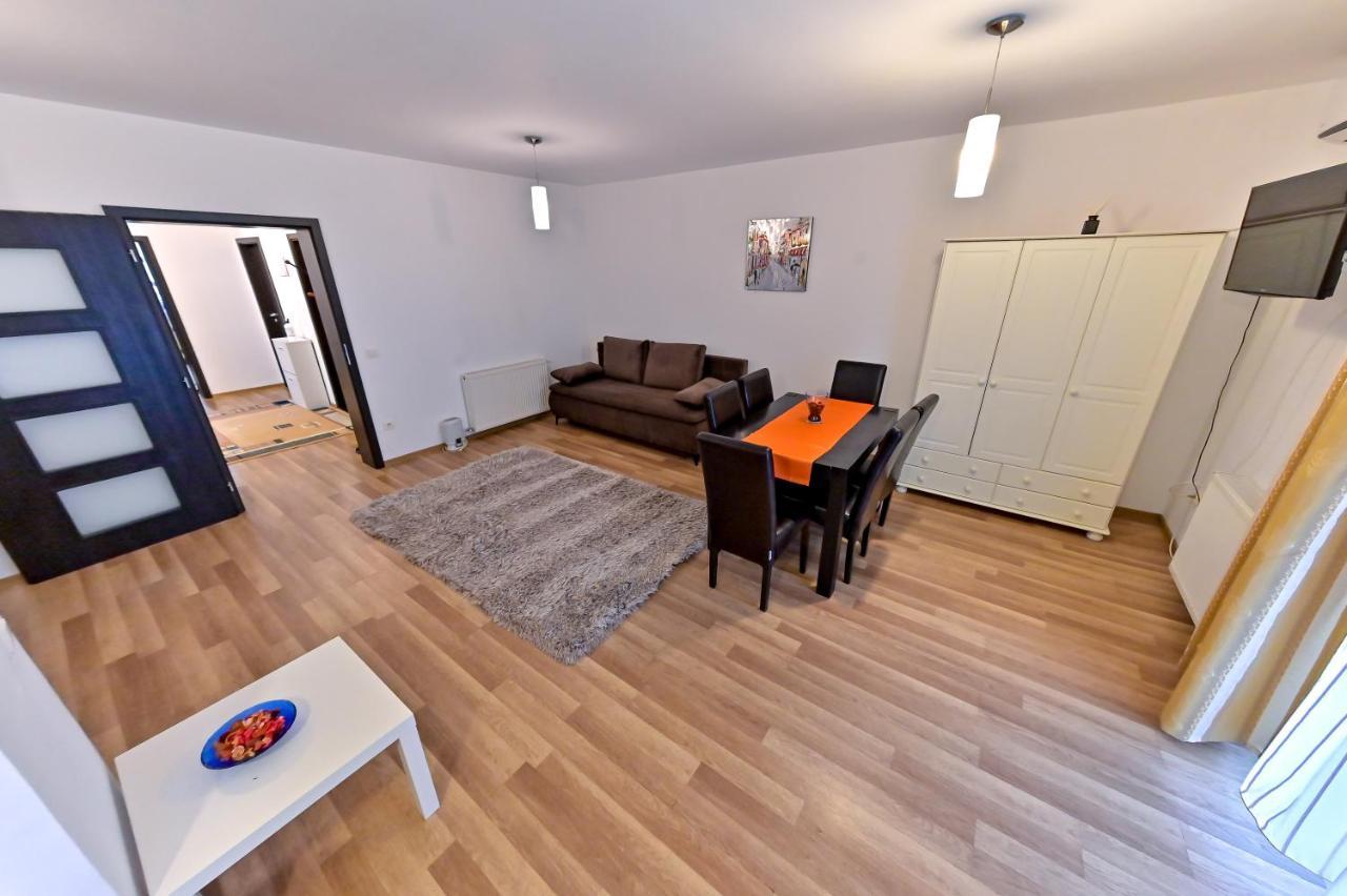 סיביו Terezianum Apartments, Free Parking מראה חיצוני תמונה