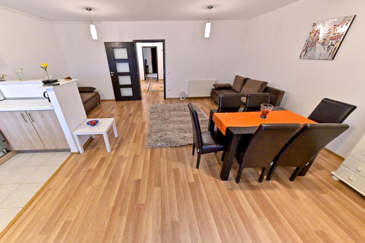 סיביו Terezianum Apartments, Free Parking מראה חיצוני תמונה
