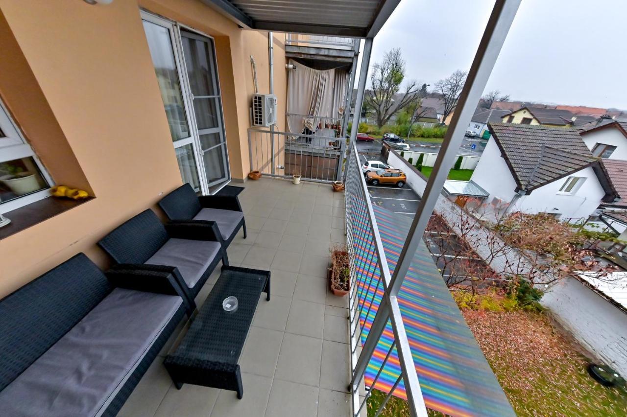 סיביו Terezianum Apartments, Free Parking מראה חיצוני תמונה